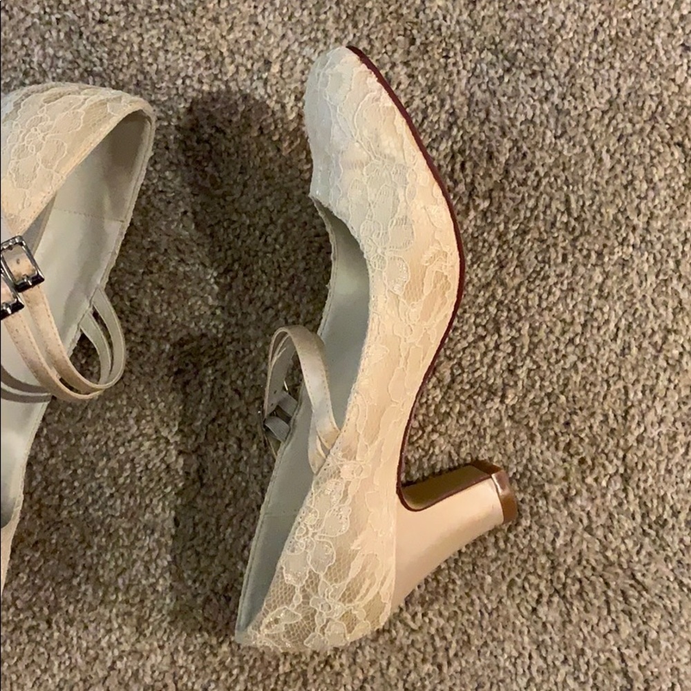 Lace Wedding Shoes😍 - Picture 3 of 6